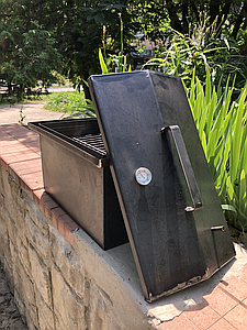 Коптильня большая из черного металла с гидрозатвором 46*26*26 см. 2 мм.