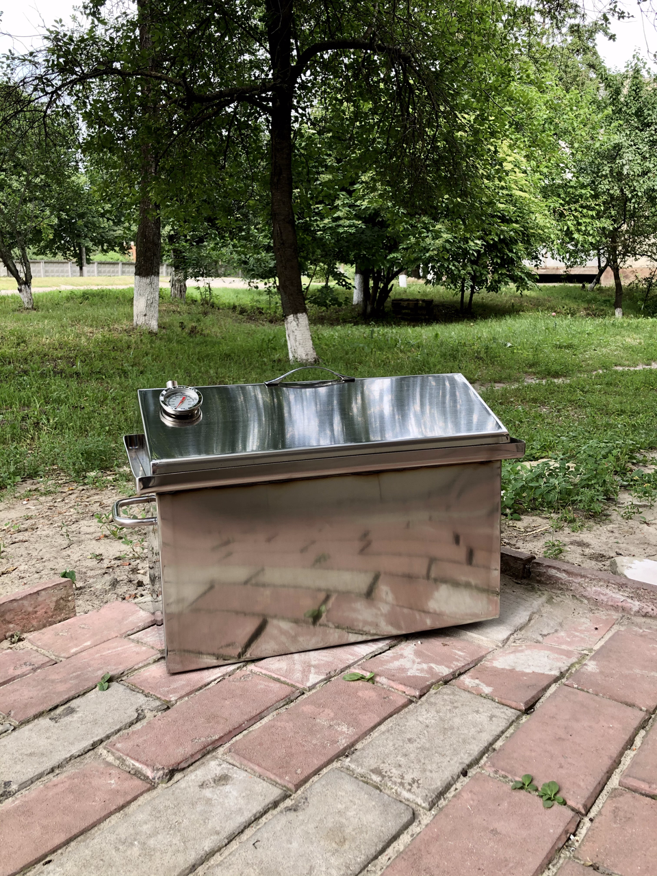 Коптильня Н/Ж с термометром 52х30х30 сантиметров