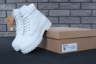 Женские ботинки Timberland Classic Boots белого цвета натуральный шерстяной мех 100% живые фото
